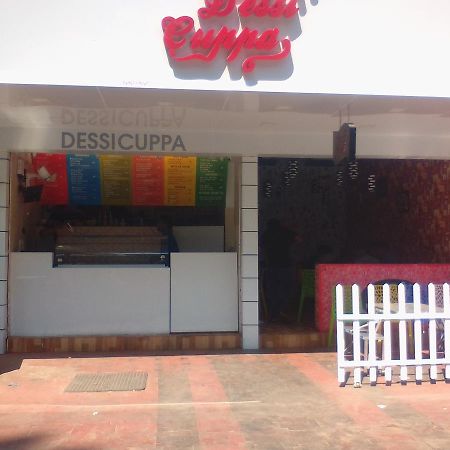 Poonthanam Guest House Guruvāyūr Екстериор снимка