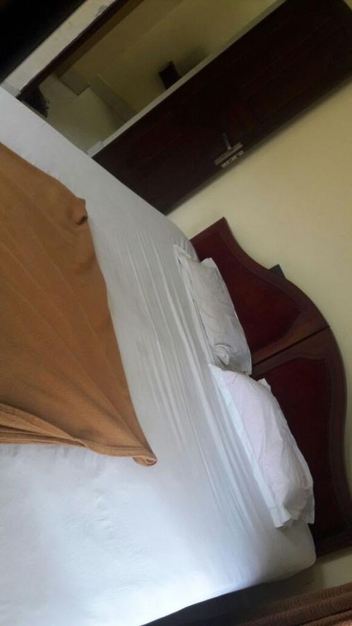 Poonthanam Guest House Guruvāyūr Екстериор снимка