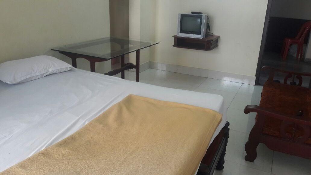 Poonthanam Guest House Guruvāyūr Екстериор снимка